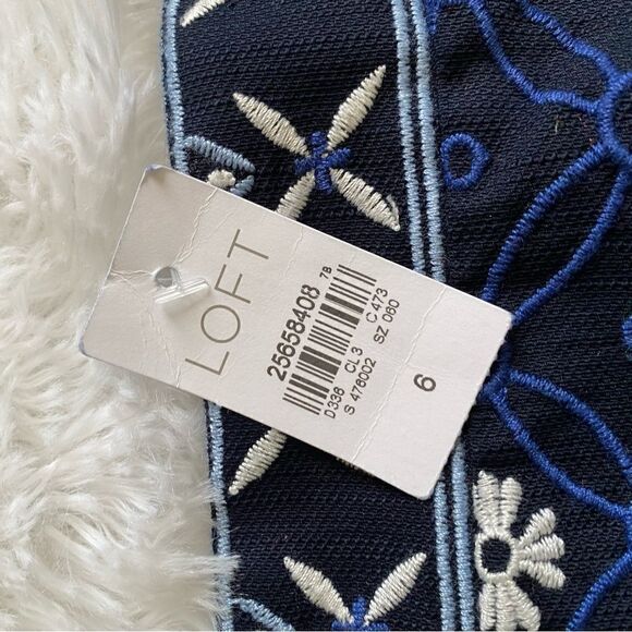 Loft Skirt Floral Embroidered Lined Blue Side Zip Short Career Wear NEW Size 6 - Picture 10 of 11